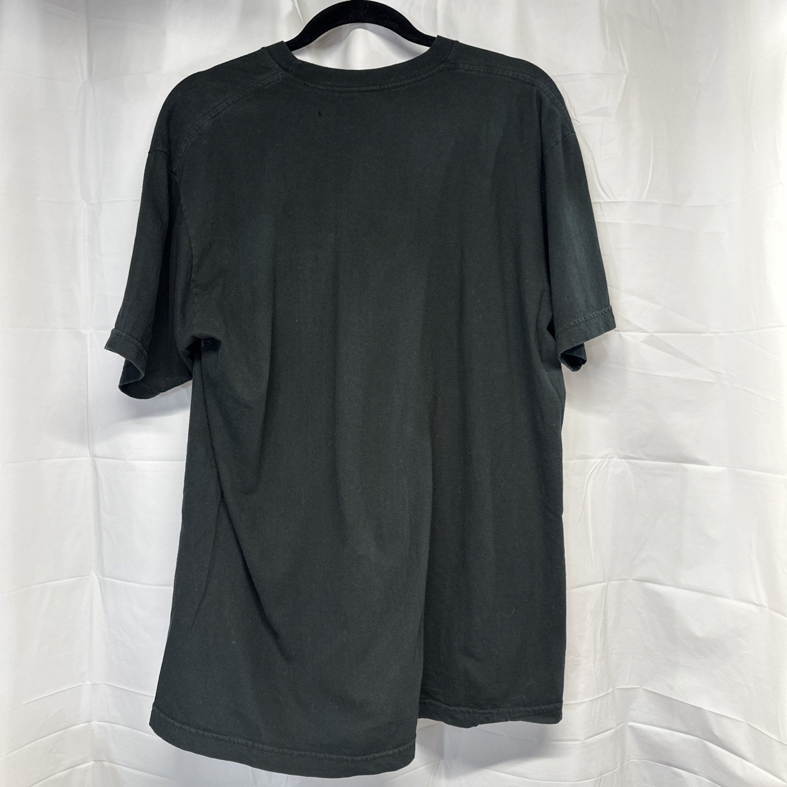 Mens T-Shirt. Sz X-Large. Standard American. Made In USA. Please See All Pics. gallery