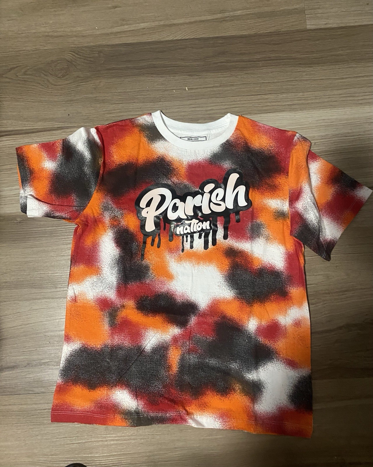 Men’s Parish Nation T-shirt Size Large (14-16)