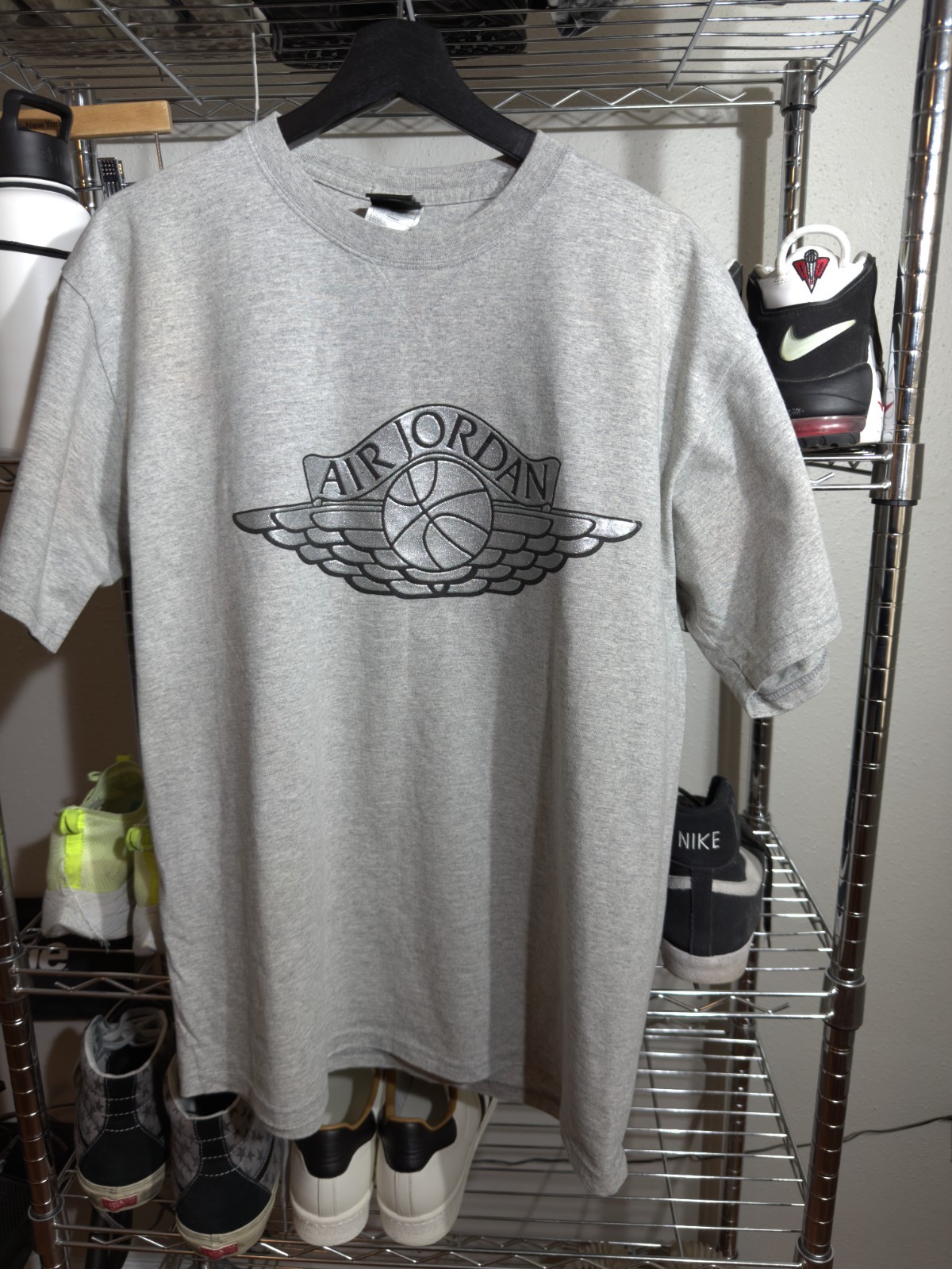 Vintage 2001 Nike Air Jordan I 1 Wings CO.JP Japan Silver Grey Shirt Large Rare