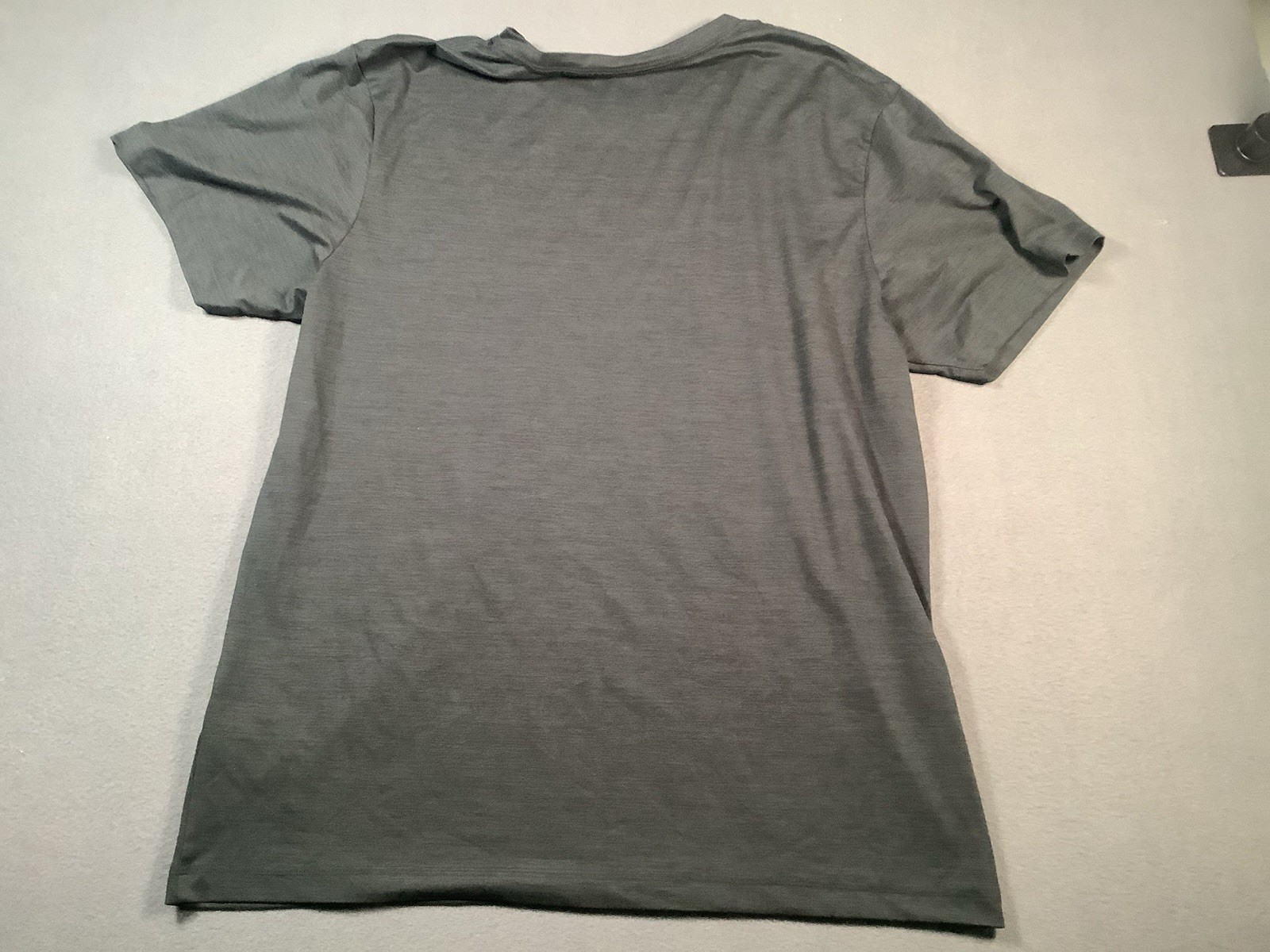 Hurley T Shirt Mens Xl Dark Gray New Without Tags Polyester Spandex gallery