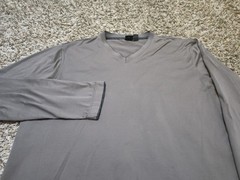 Hugo Boss T Shirt Mens XL Gray Solid Long Sleeve V Neck Pullover Cotton