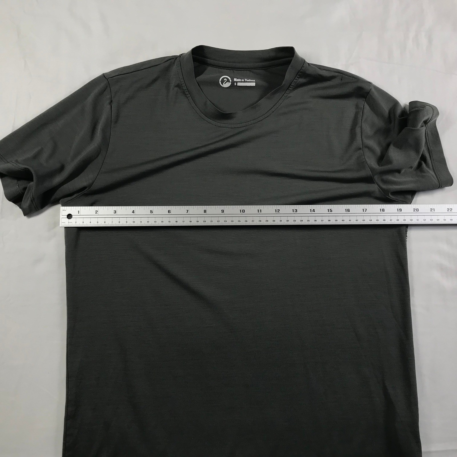 Swan Merino Wool Blend T-Shirt Mens Small Gray Short Sleeve Base Layer Hiking gallery