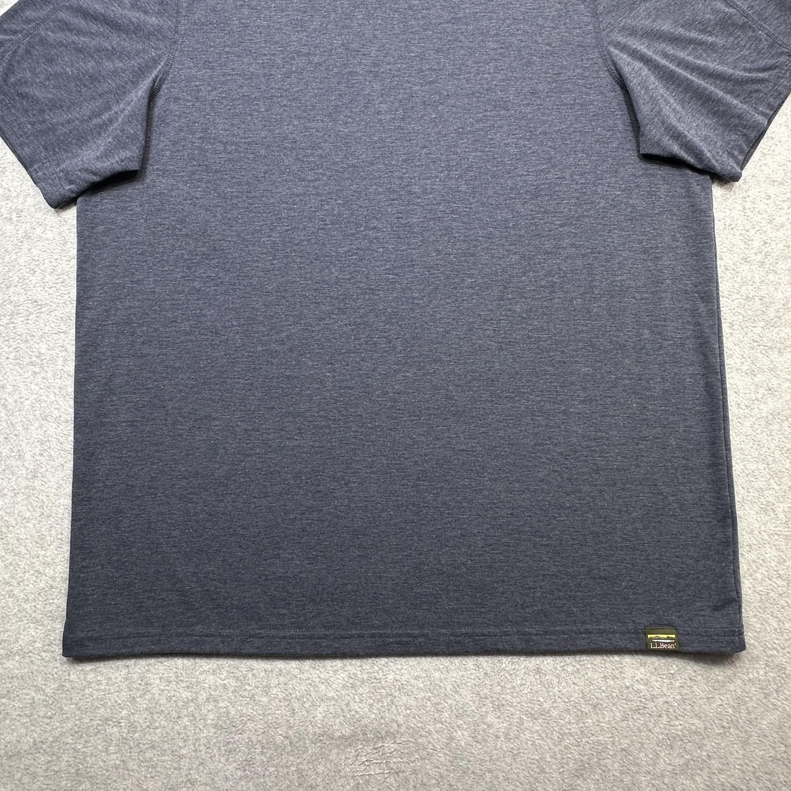 LL Bean Everyday SunSmart Tee Shirt Mens LT Blue Solid Performance Crewneck gallery