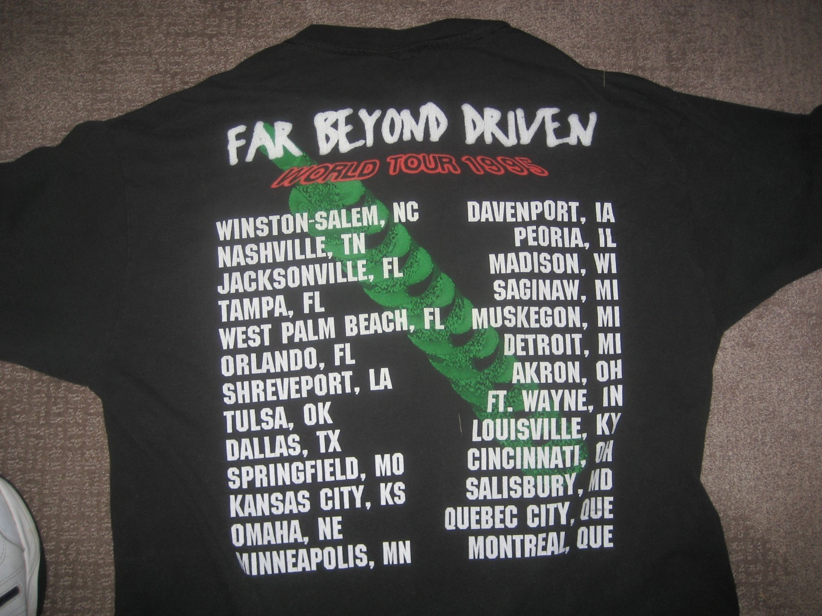 Vtg 1995 Pantera Shirt Far Beyond Driven World Tour Concert Single Stitch XL gallery