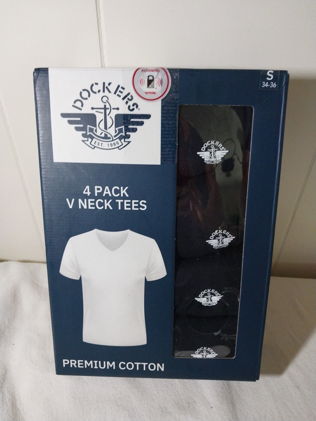 DOCKERS 4 Pack V-Neck Tees Black Size Small 34-36 NEW 100% Cotton
