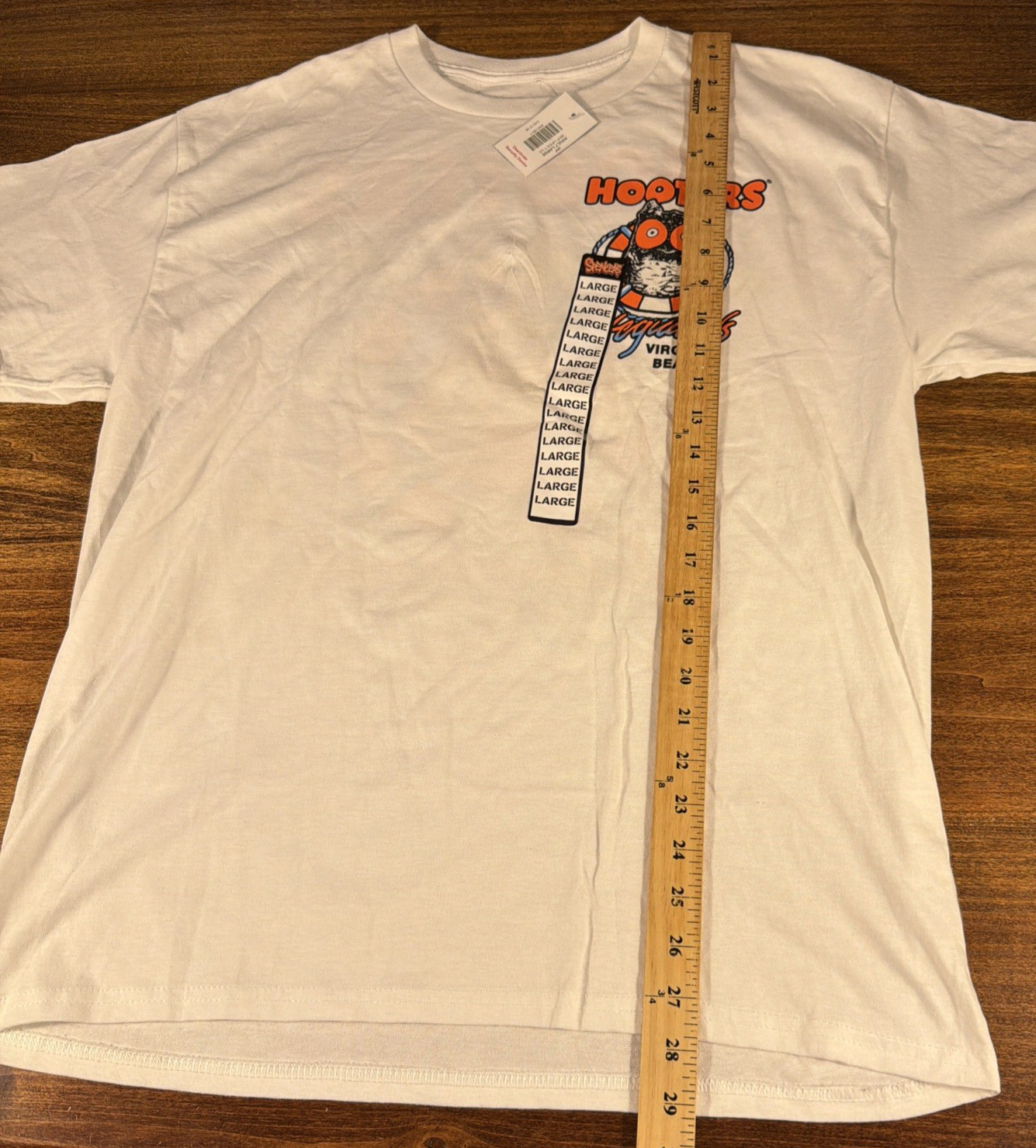 NWT Spencer's Hooters White Graphic T-Shirt Virginia Beach Size L Lifeguard gallery