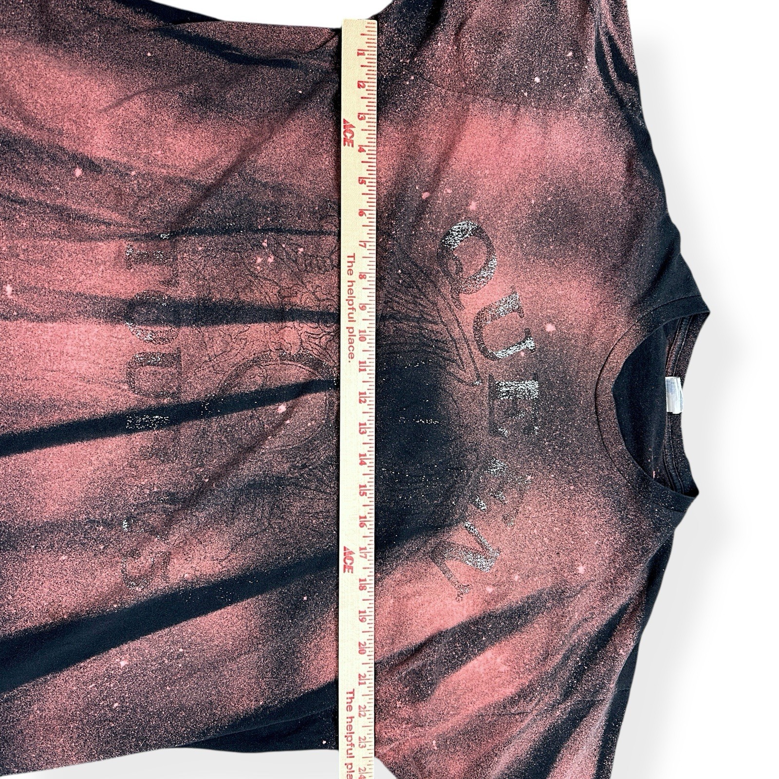 Queen Band Tour ’75 Tie-Dye Graphic T-Shirt Size 2XL Retro Black VTG Spray Style gallery