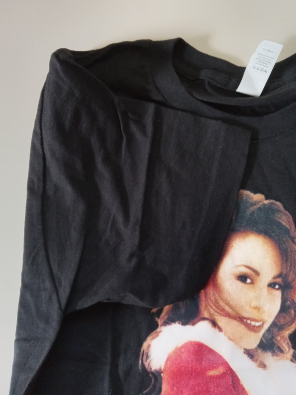 Size Small Mariah Carey Merry Christmas Black T-Shirt NEW SEE PHOTOS gallery
