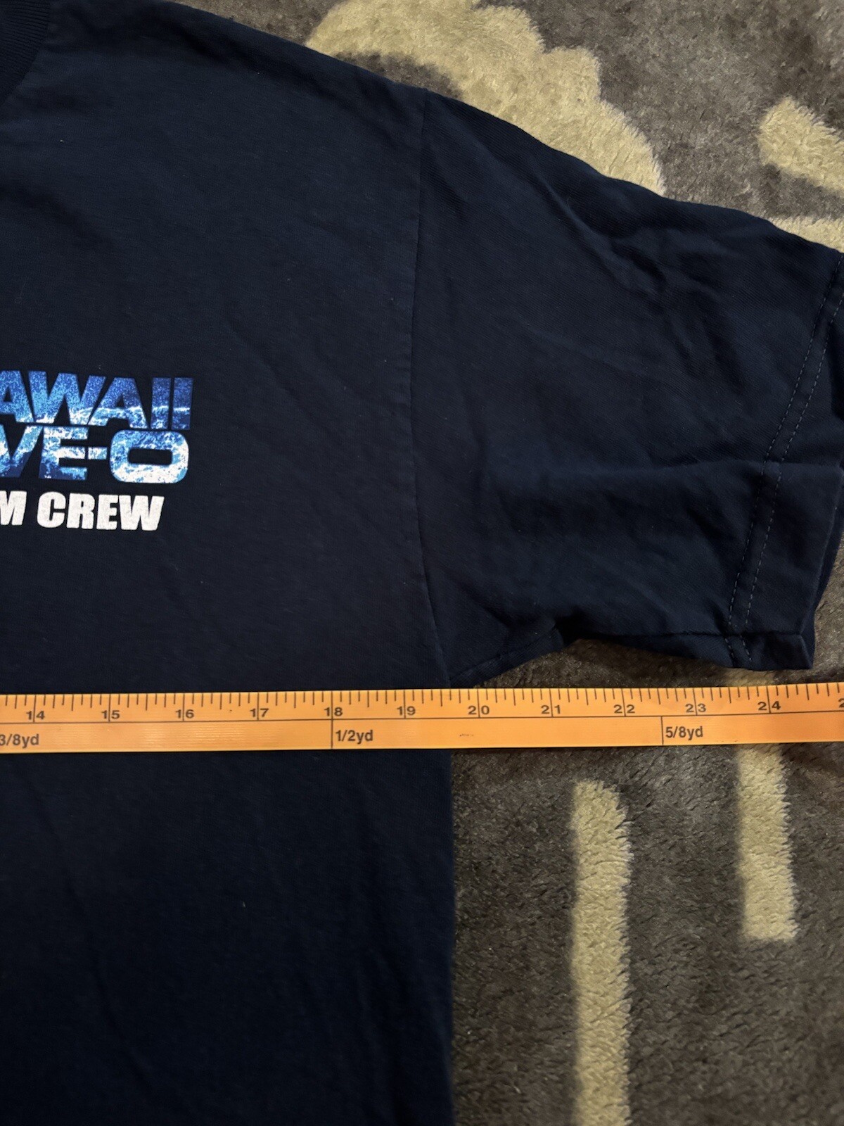 Hawaii Five-O Cast and Crew T Shirt Sz Med Season 6 Adult Navy Blue gallery