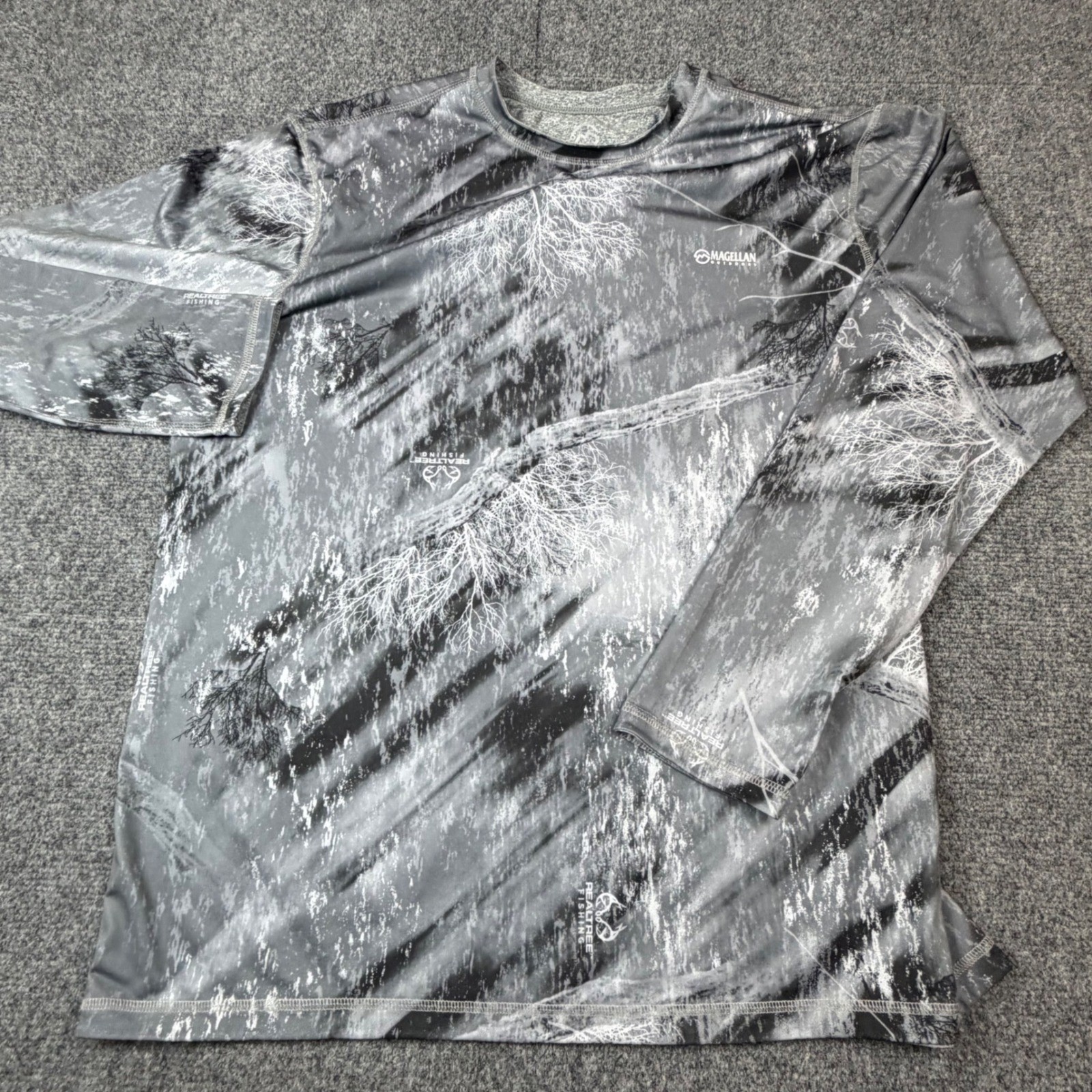 Magellan Outdoors Realtree Gray Camo Mens Size XL Long Sleeve Fishing Shirt gallery