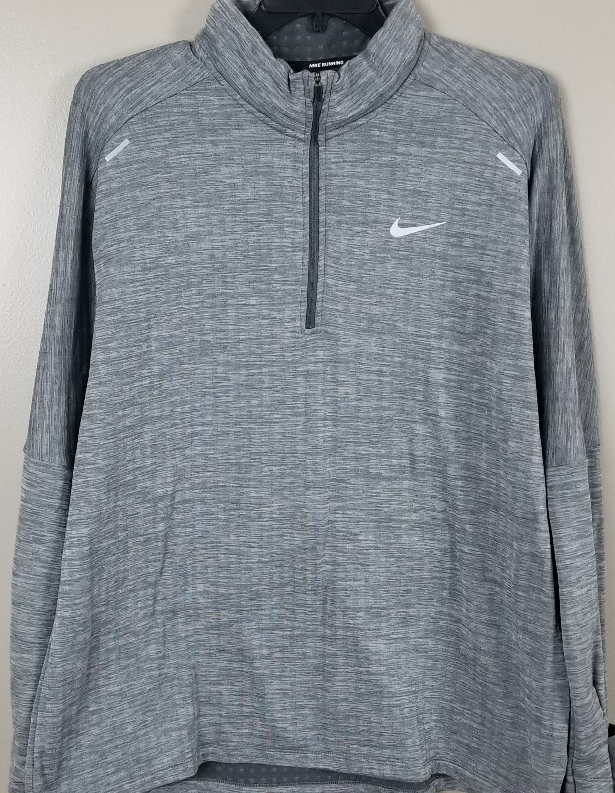 NIKE SPHERE ELEMENT RUNNING TOP SHIRT 1/4 ZIP GREY SILVER 504606-068 (SIZE 2XL) gallery