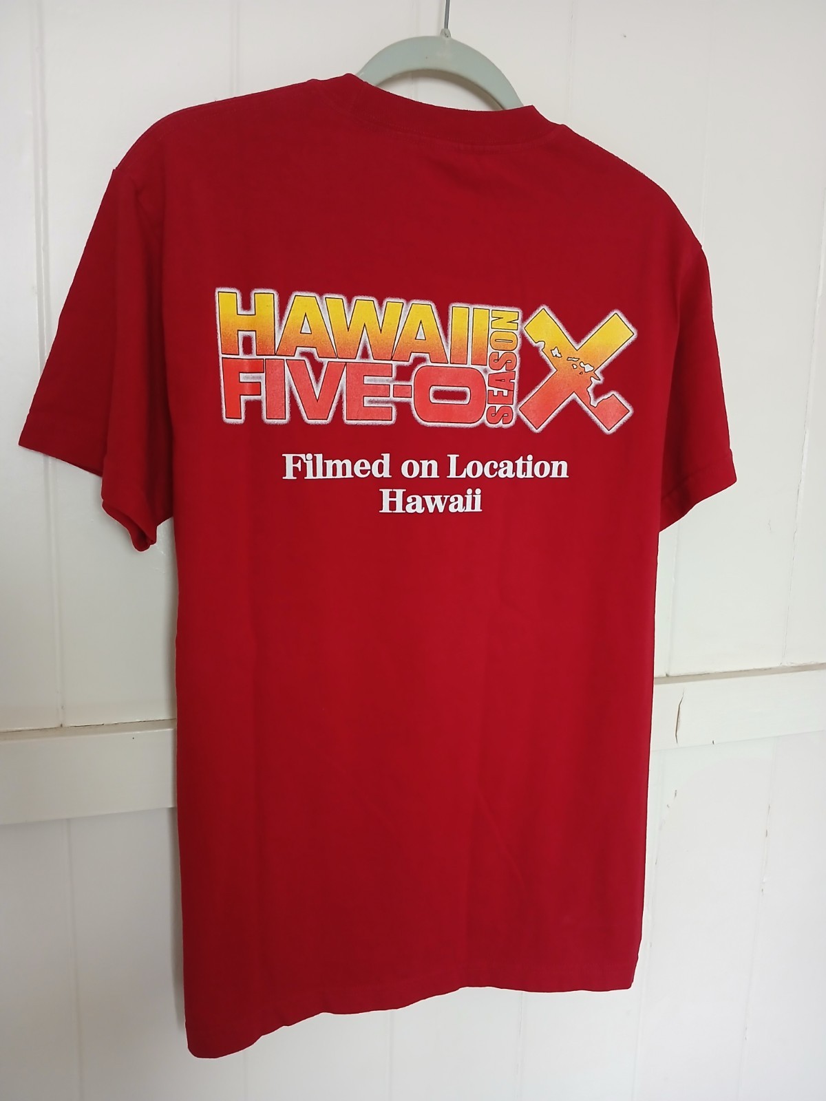 Hawaii Five-O Film Crew Season 10 Graphic T Shirt Men's Medium Red Short Sleeve gallery