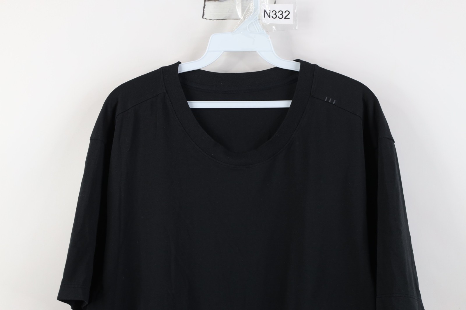 Lululemon Mens XL Faded Knit Running Jogging Yoga Gym Short Sleeve T-Shirt Black gallery