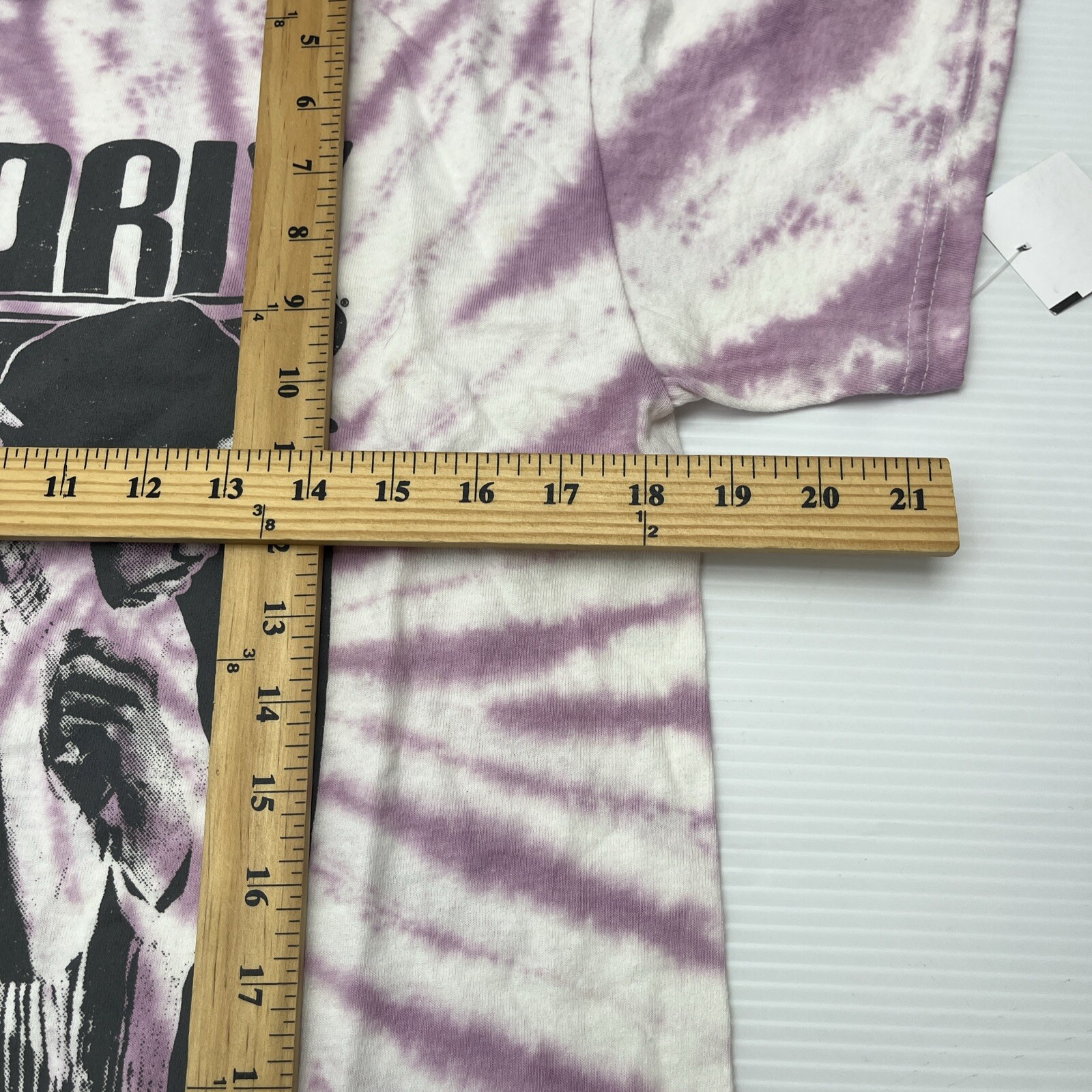 Jimi Hendrix Aug 18 1969 Music and Art Fair size Medium T shirt Tye Dye Purple gallery