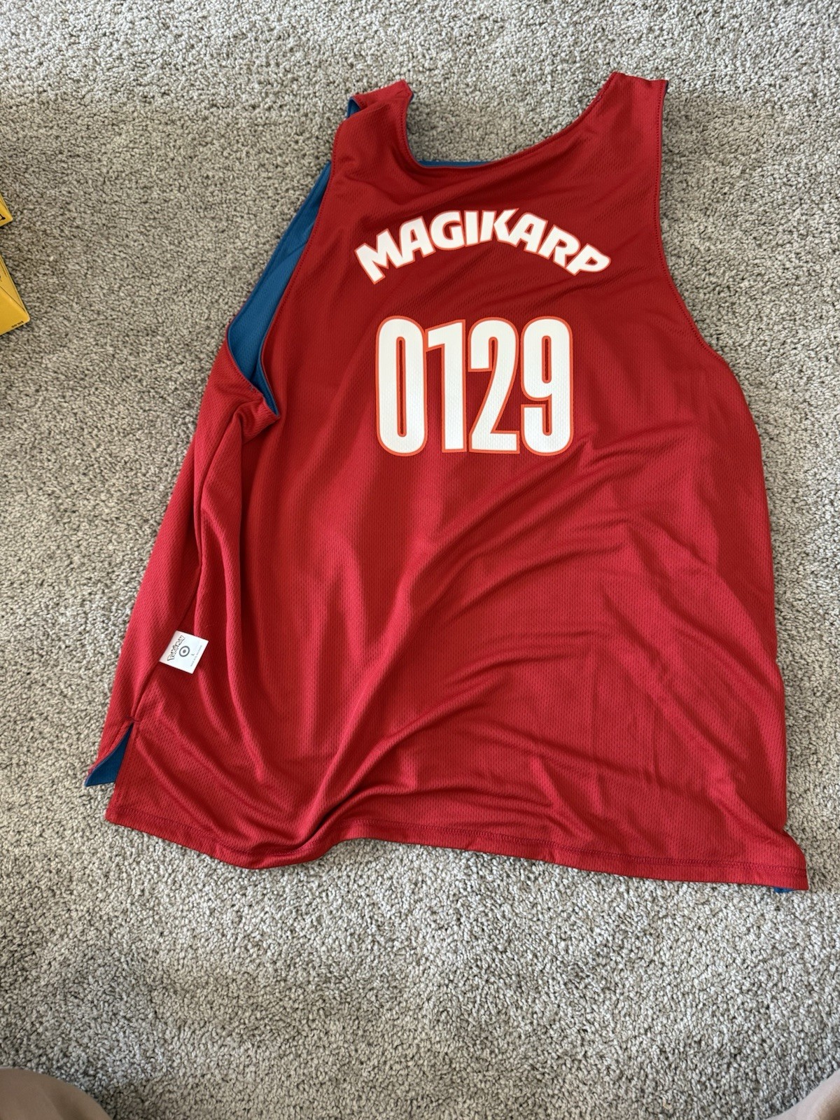 Adult Reversible Jersey Pokemon X Target Collab 30th Gyarados/Magikarp - Large gallery