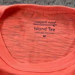 Vineyard Vines Island Tee Mens Medium Pocket lightweight Papaya Passion NEW