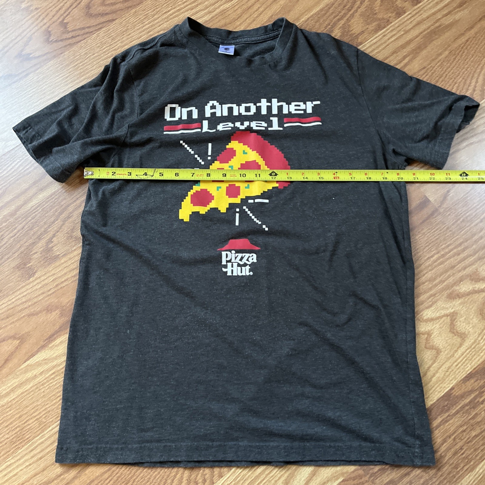 Pizza Hut Official Merchandise T Shirt Size Large L On Another Level Gaming Grey gallery
