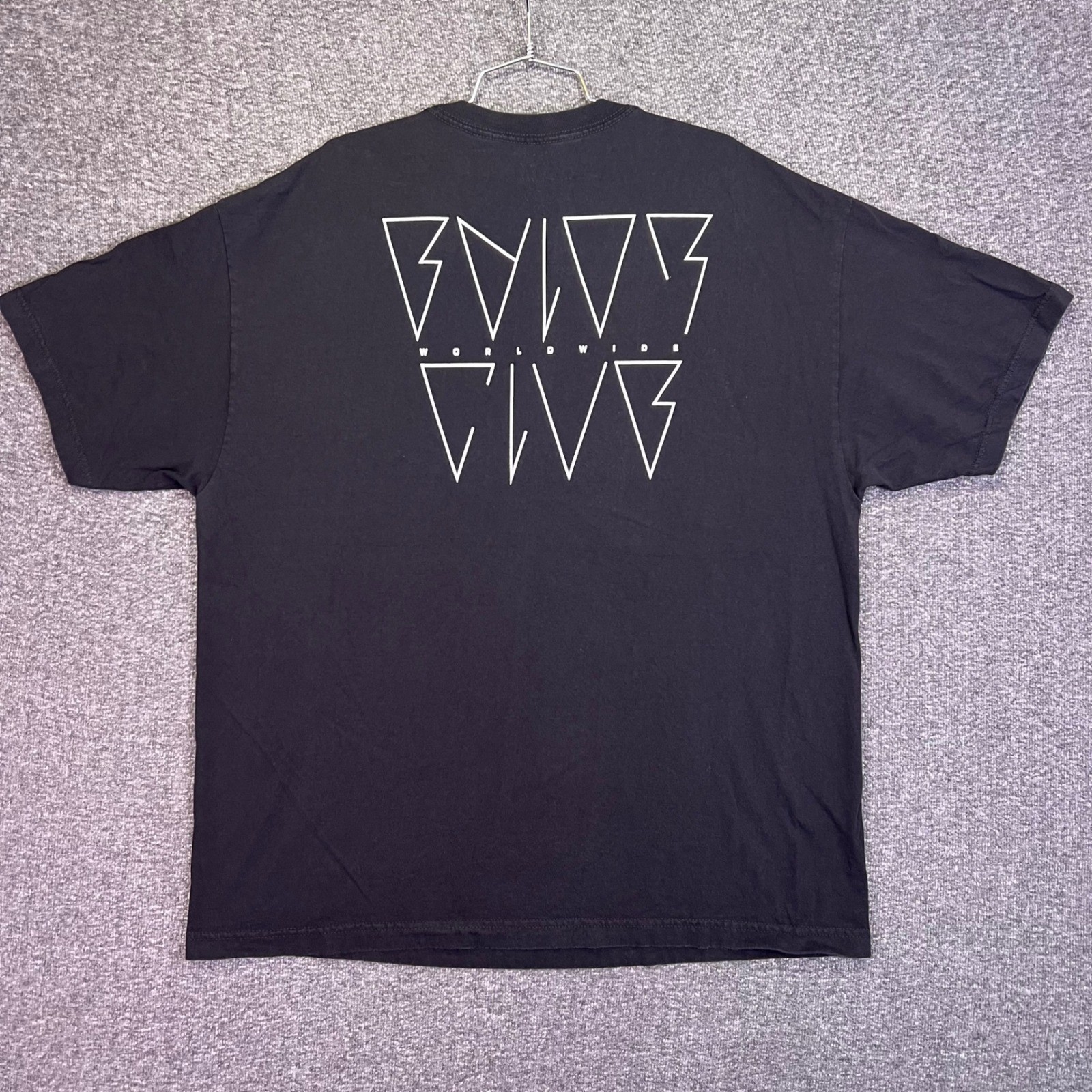Baylor Club WWE Shirt Mens 2XL Black Worldwide Geometric Bolt Casual Finn Balor gallery