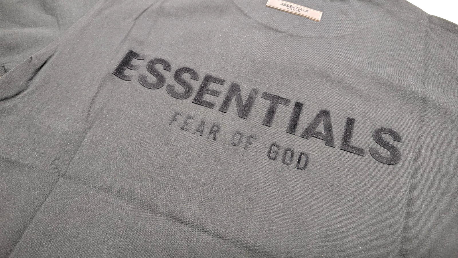 Fear of God Essentials Tee 'Stretch Limo' M Size Oversized T-Shirt SS22 NWT gallery