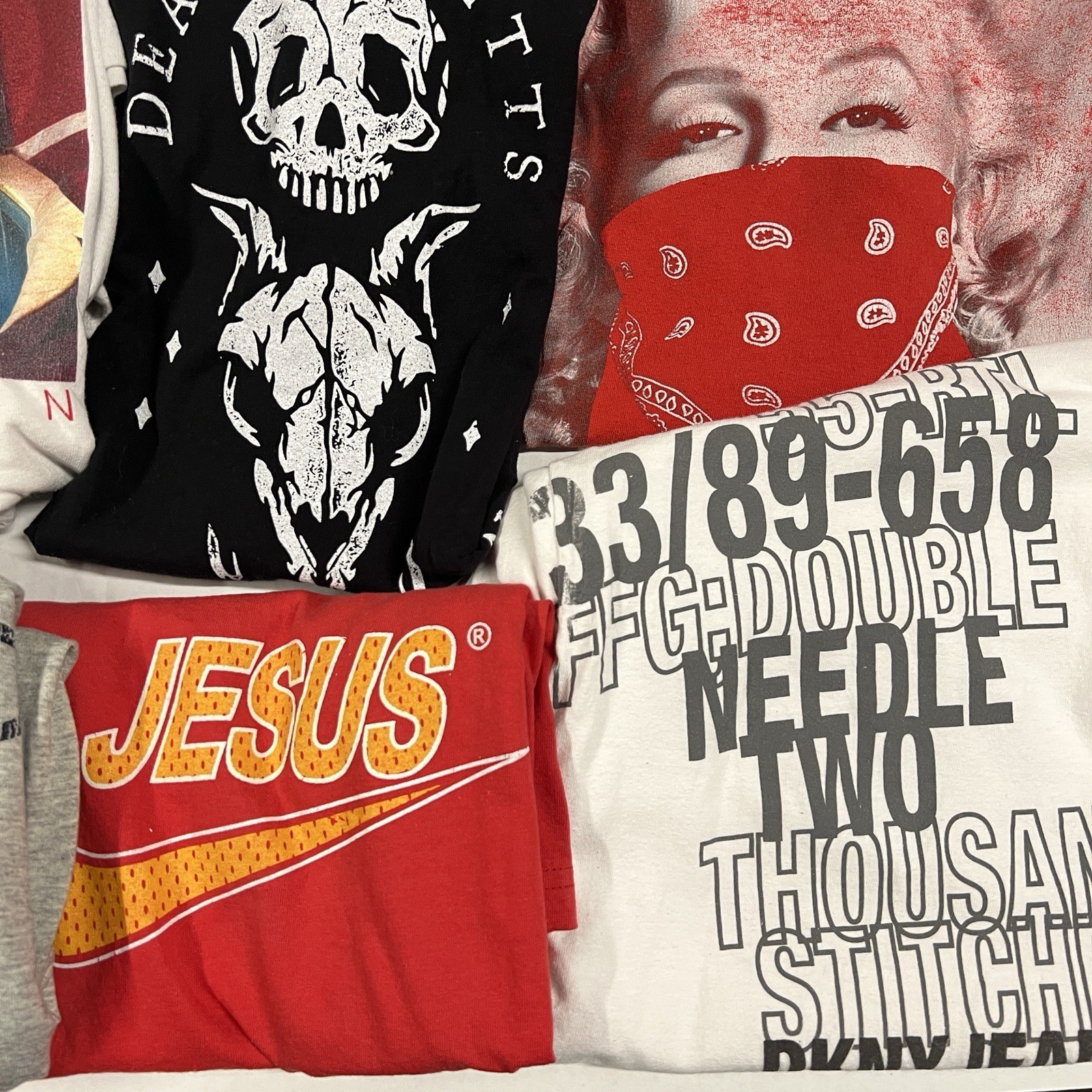 16 Tees Graphic T Shirt Lot Mix Modern Joblot For DIY Craft Upcycle Tie Dye Etc. gallery