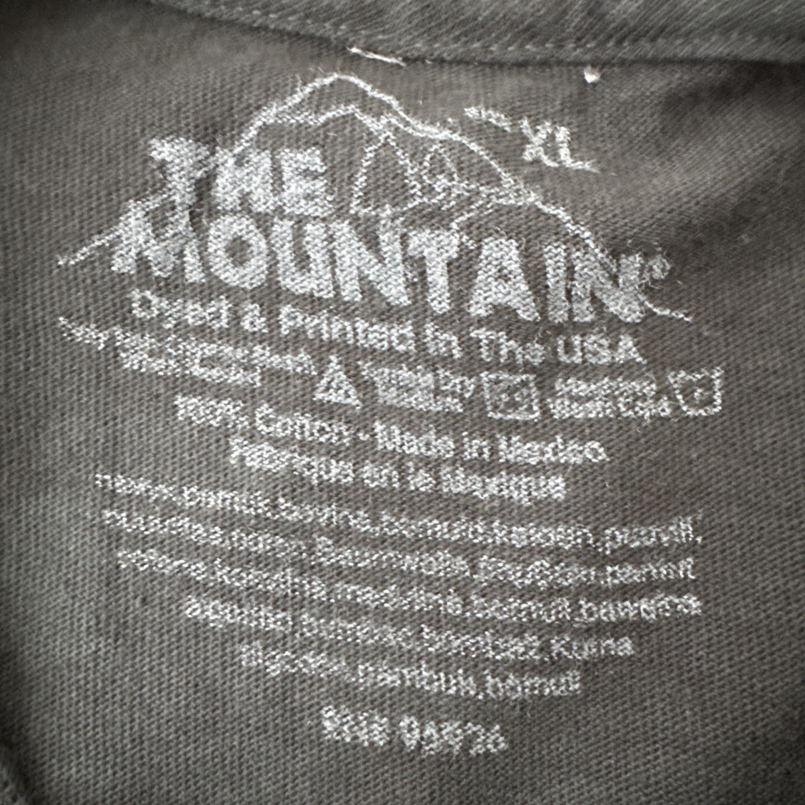 The Mountain Three Wolf USA Moon T Shirt Mens XLarge Black Tie Dye gallery
