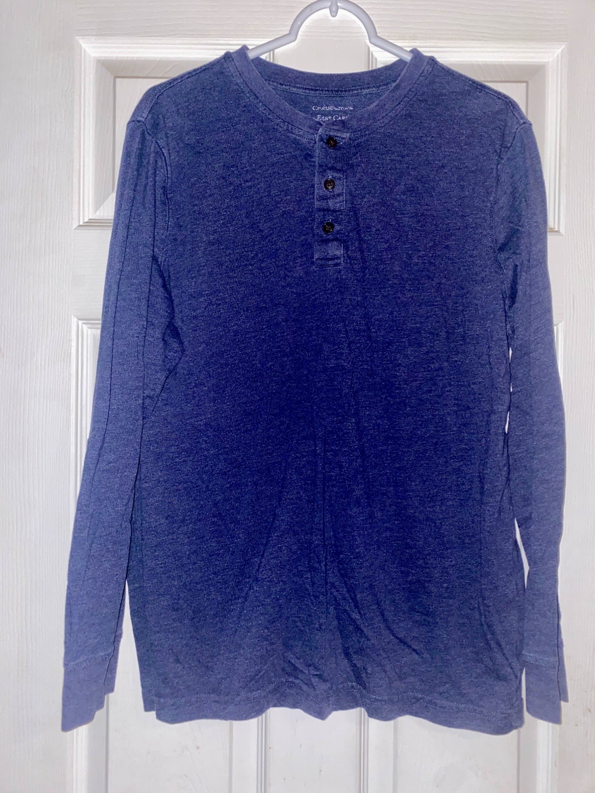 Croft & Barrow Men's Easy Care Long Sleeve Henley T-Shirt - Size M - Blue gallery