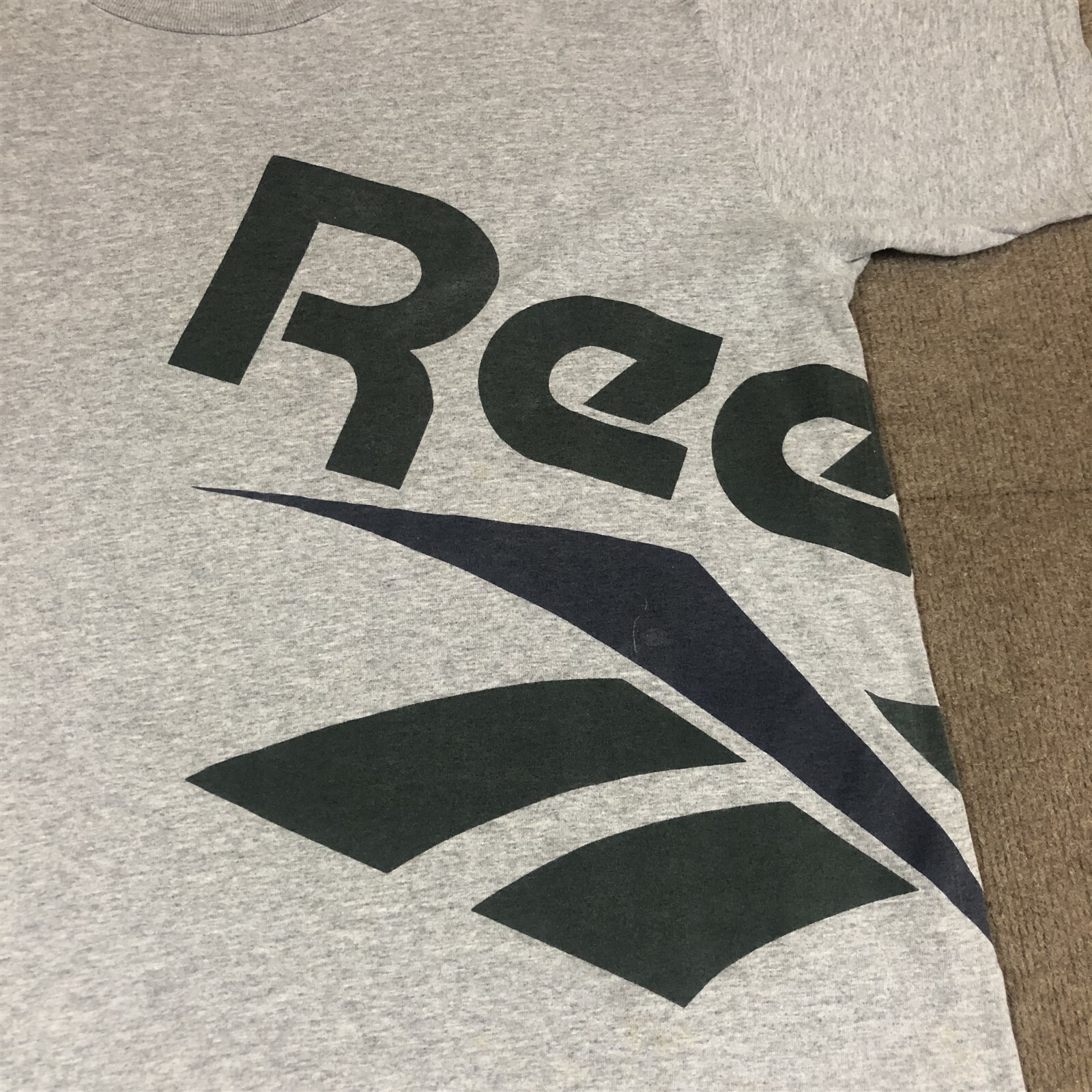 VTG Reebok Wrap Around Graphic T-Shirt Gray Adult XL 80s 90s gallery
