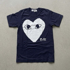 Comme des Garçons PLAY Heart Logo Navy Graphic Crew Neck T-Shirt Women’s S