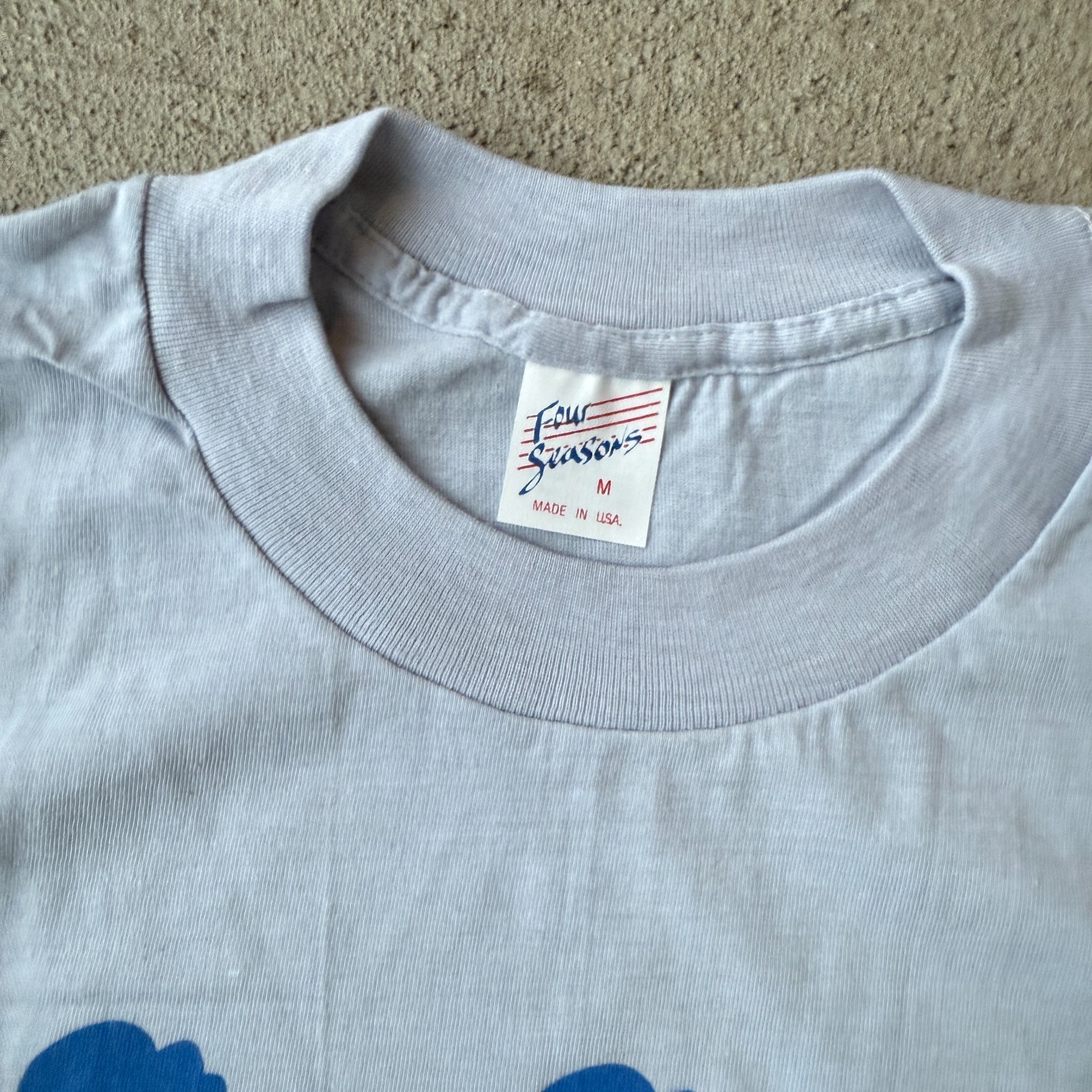Four Seasons Unisex T-Shirt Blue Nevada Club Graphic Print Short Sleeve Tee M gallery