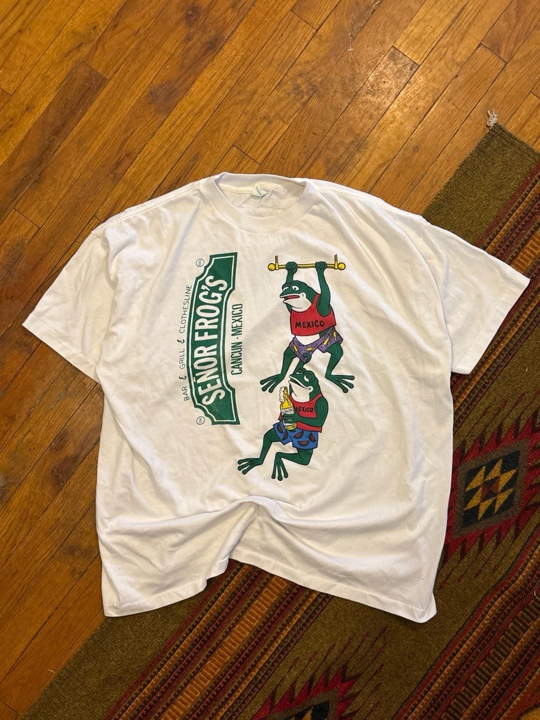 Vintage 90s Senor Frog's Cancun Mexico Carlos 'N Charlie's Graphic T-Shirt XL gallery
