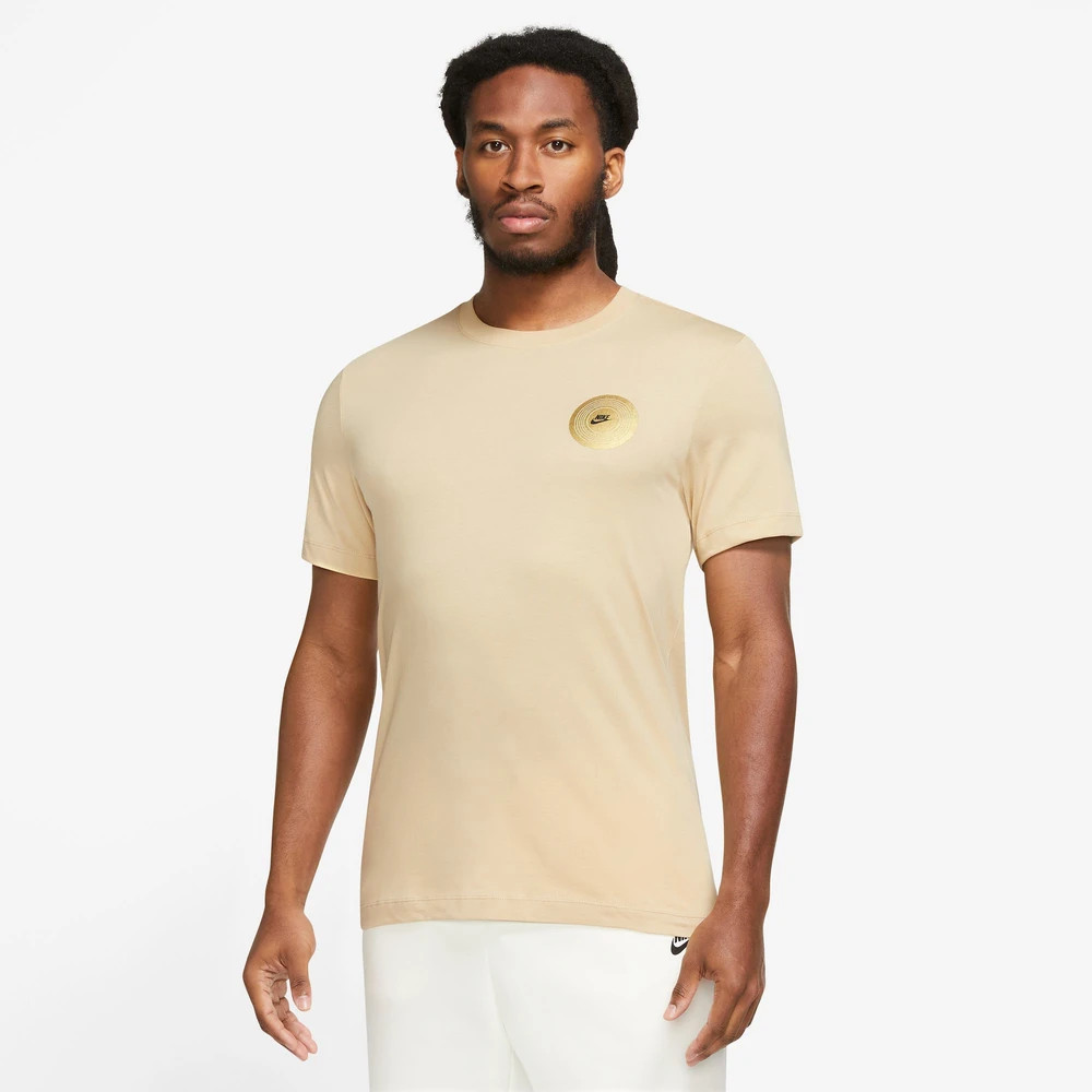 NIKE Men's XL Khaki T-Shirt Regular Fit NWT Suze X Large gallery