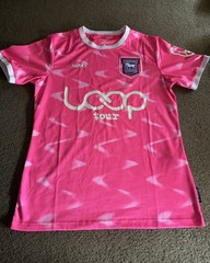 Ed Sheeran EXCLUSIVE Loop Tour 2026 Pink Football Jersey – Size S