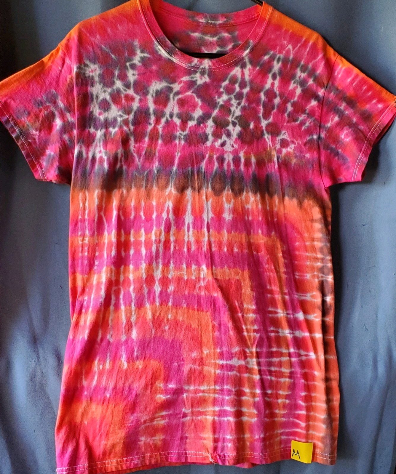 HANES 100% SIZE MEDIUM Cotton Tye Dyed Shirt Pre-washed WON'T FADE VERY SOFT gallery