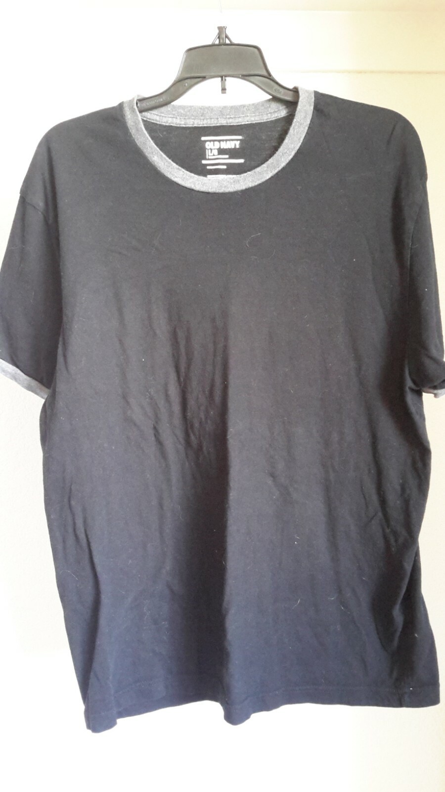 Old Navy Basic Mens Size L T-Shirt Black Gray Contrasting Trim Pre-owned gallery