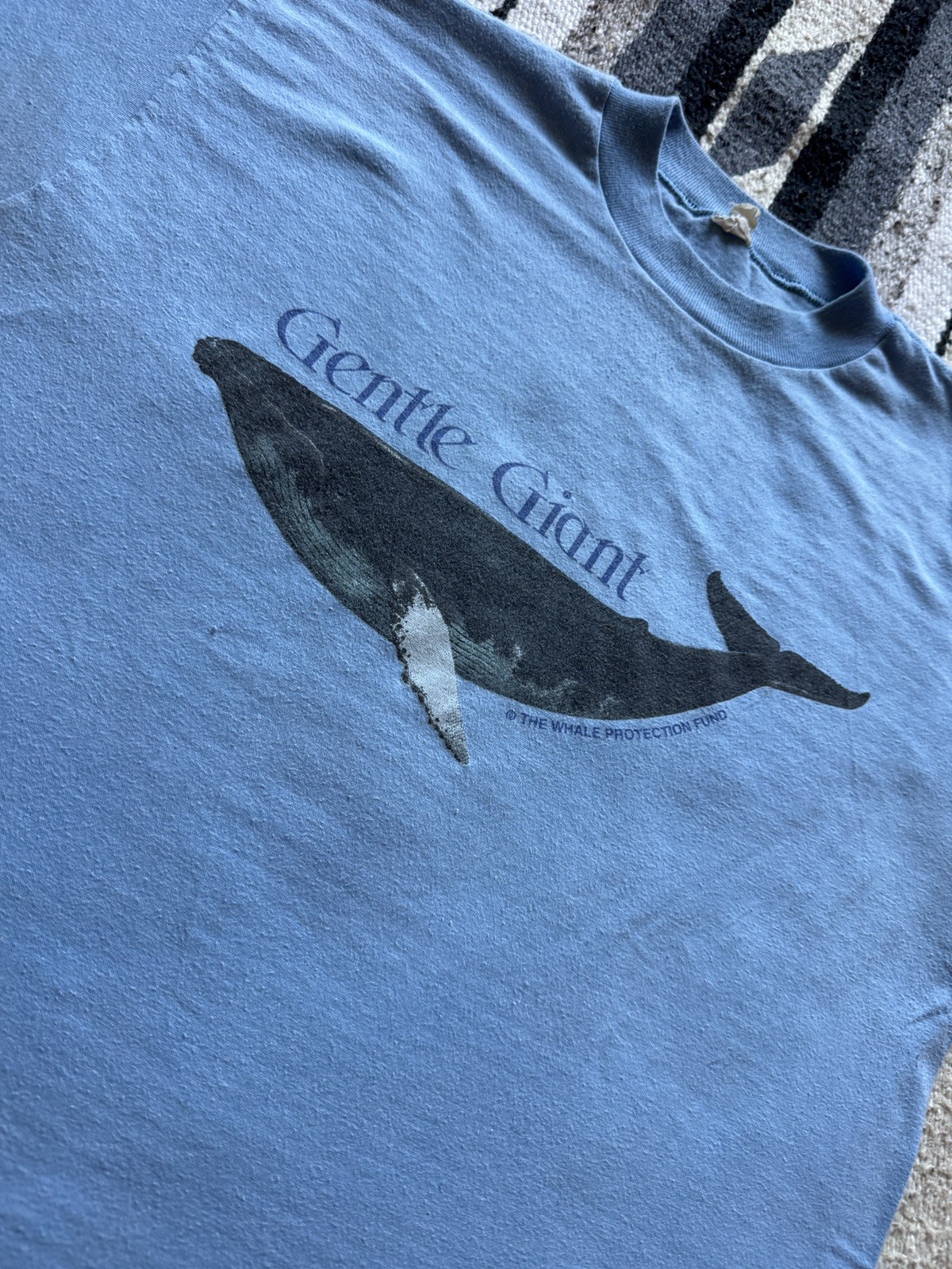 True Vintage 1970s “Gentle Giant” Humpback Whale Wildlife Conservation T-Shirt L gallery