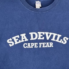 Gildan Heavy Cotton Sea Devils Cape Fear Navy Graphic Tee Size L