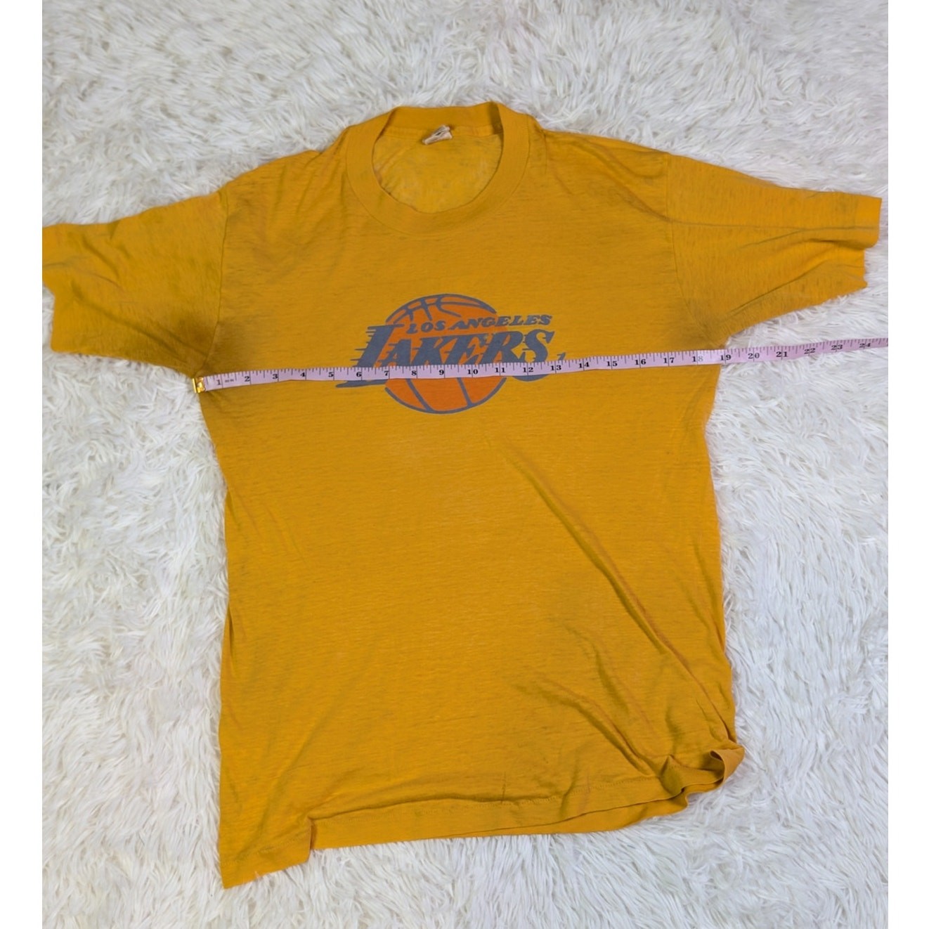Vintage 80s Los Angeles Lakers Signal Sports T Shirt NBA Distressed USA M gallery