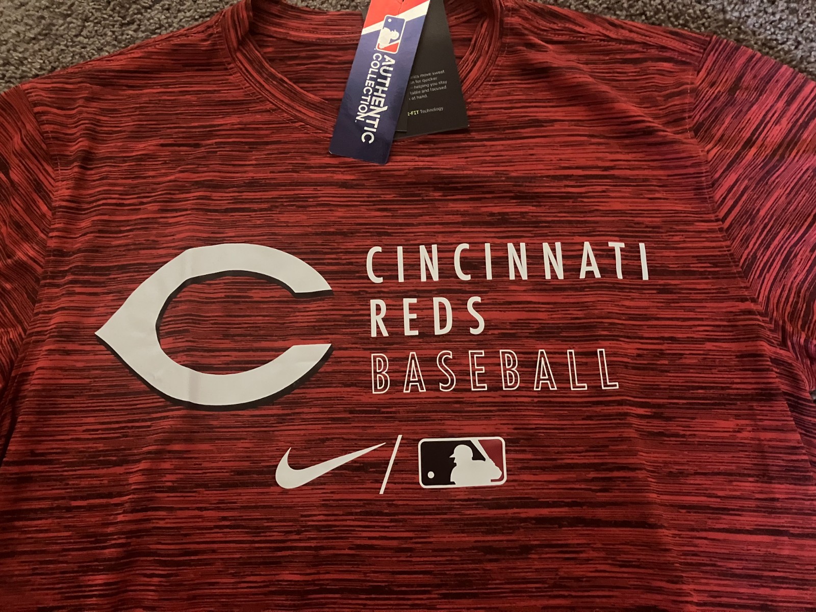 Cincinnati Reds Nike Dri-Fit MLB Baseball Shirt - Size Men's Medium gallery