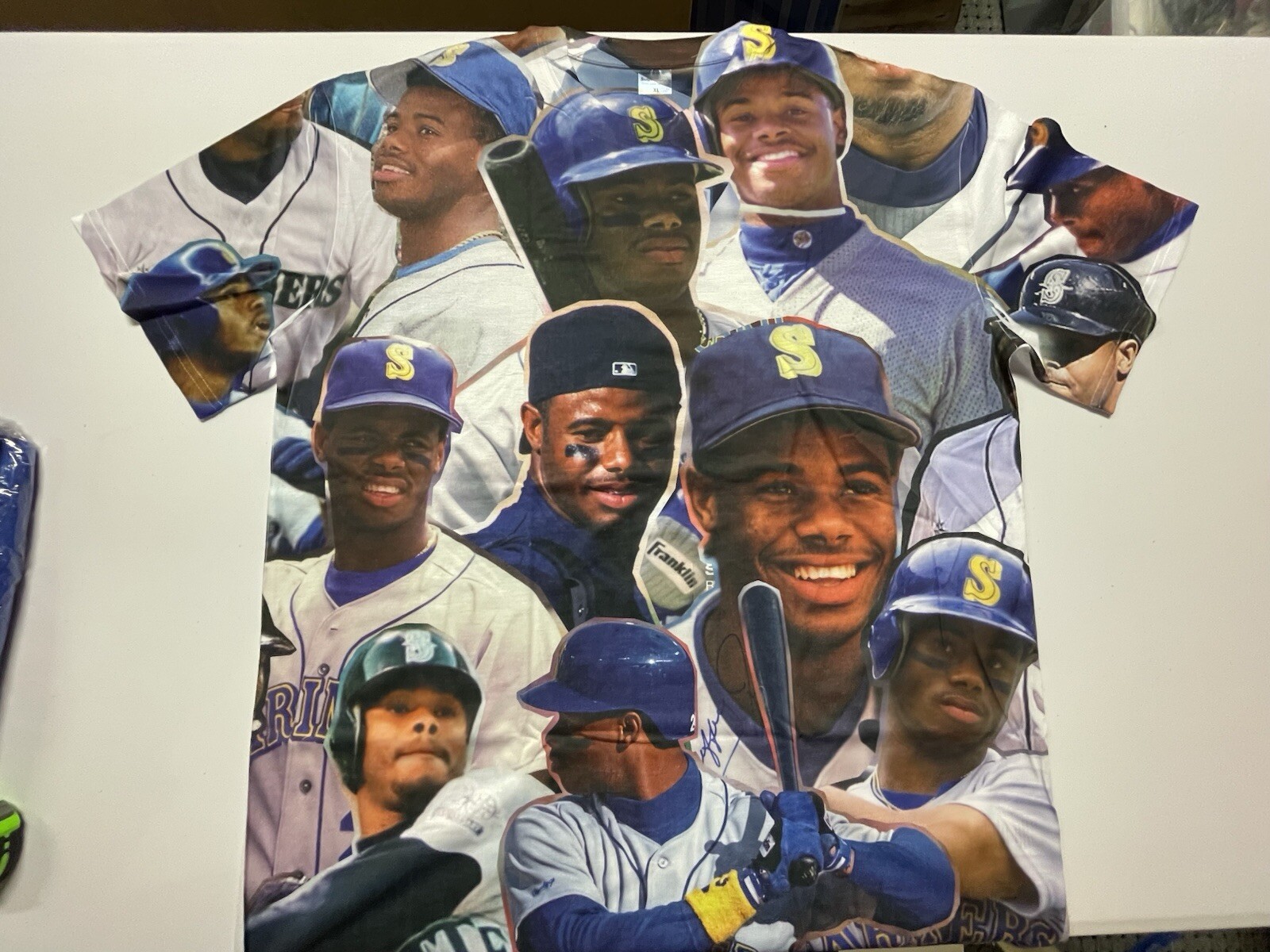 Griffey Jr Tee Shirt New Without Tags Adult Child (See Photos For Details)