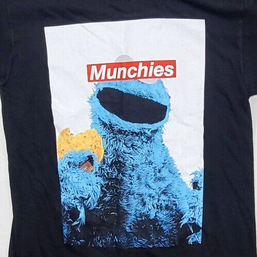 Sesame Street Cookie Monster Mens Small T Shirt Munchies gallery