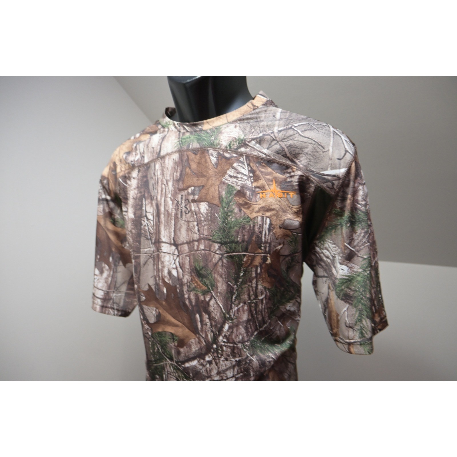 Habit Camo Athletic T Shirt Mens Large Excellent Realtree Short Sleeve gallery
