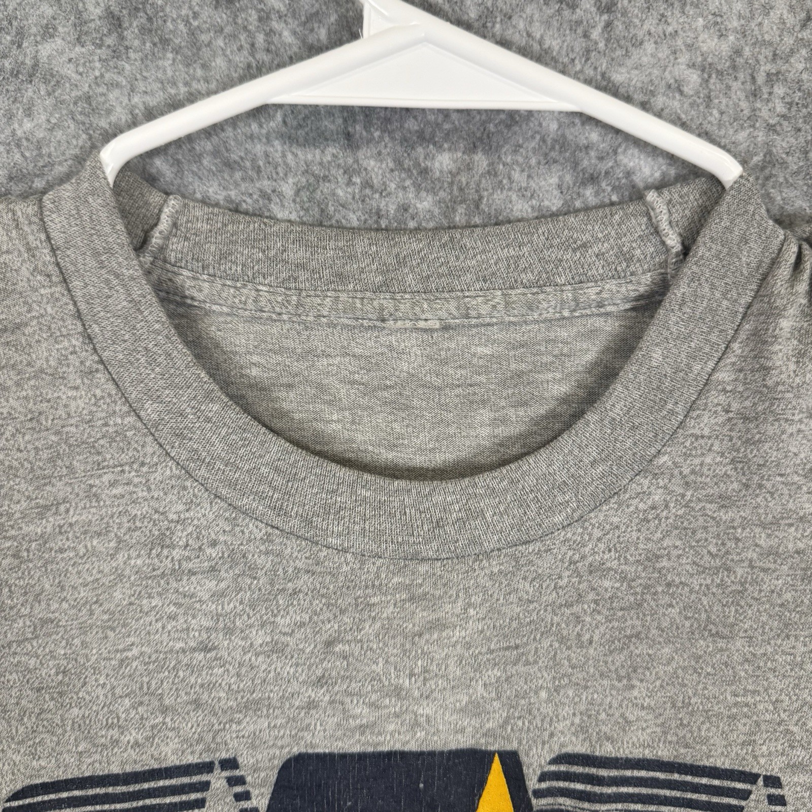 Vintage Starter Logo T-Shirt Single Stitch Gray 90s Sportswear Made USA Small gallery
