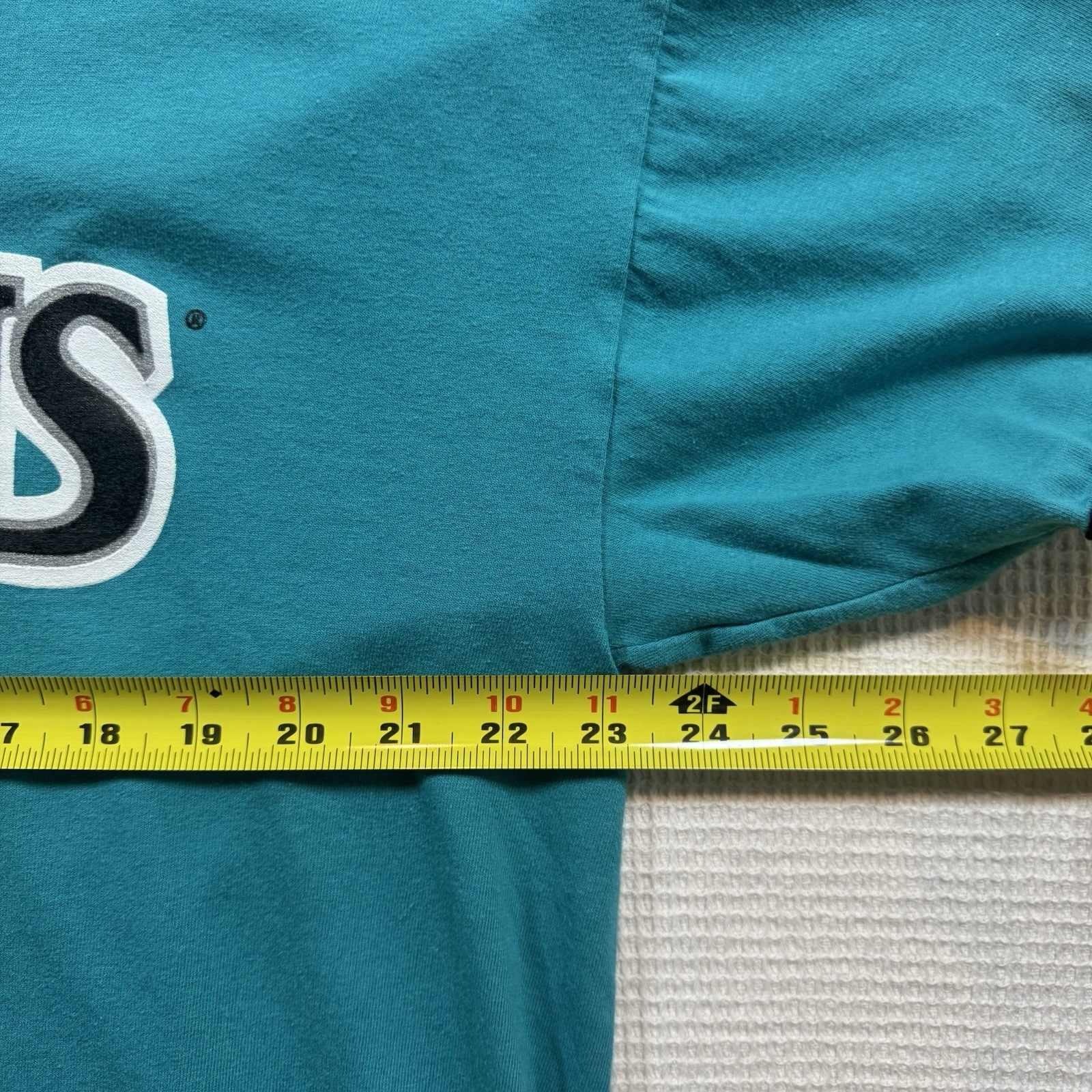 Vintage Russell Athletic V Neck T-Shirt Men’s XL FL Marlins Made In USA 2000 gallery