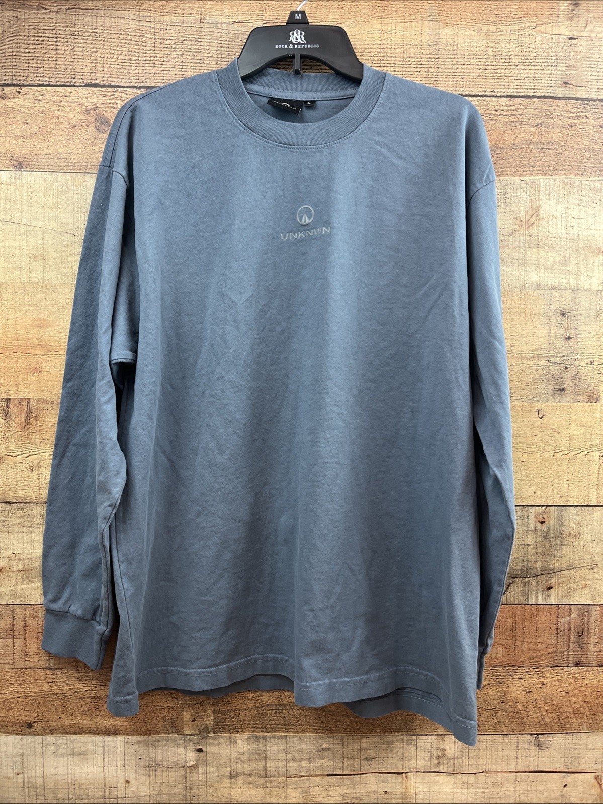 Unknwn Long Sleeved Slate Blue T-Shirt Size Large ￼￼ gallery
