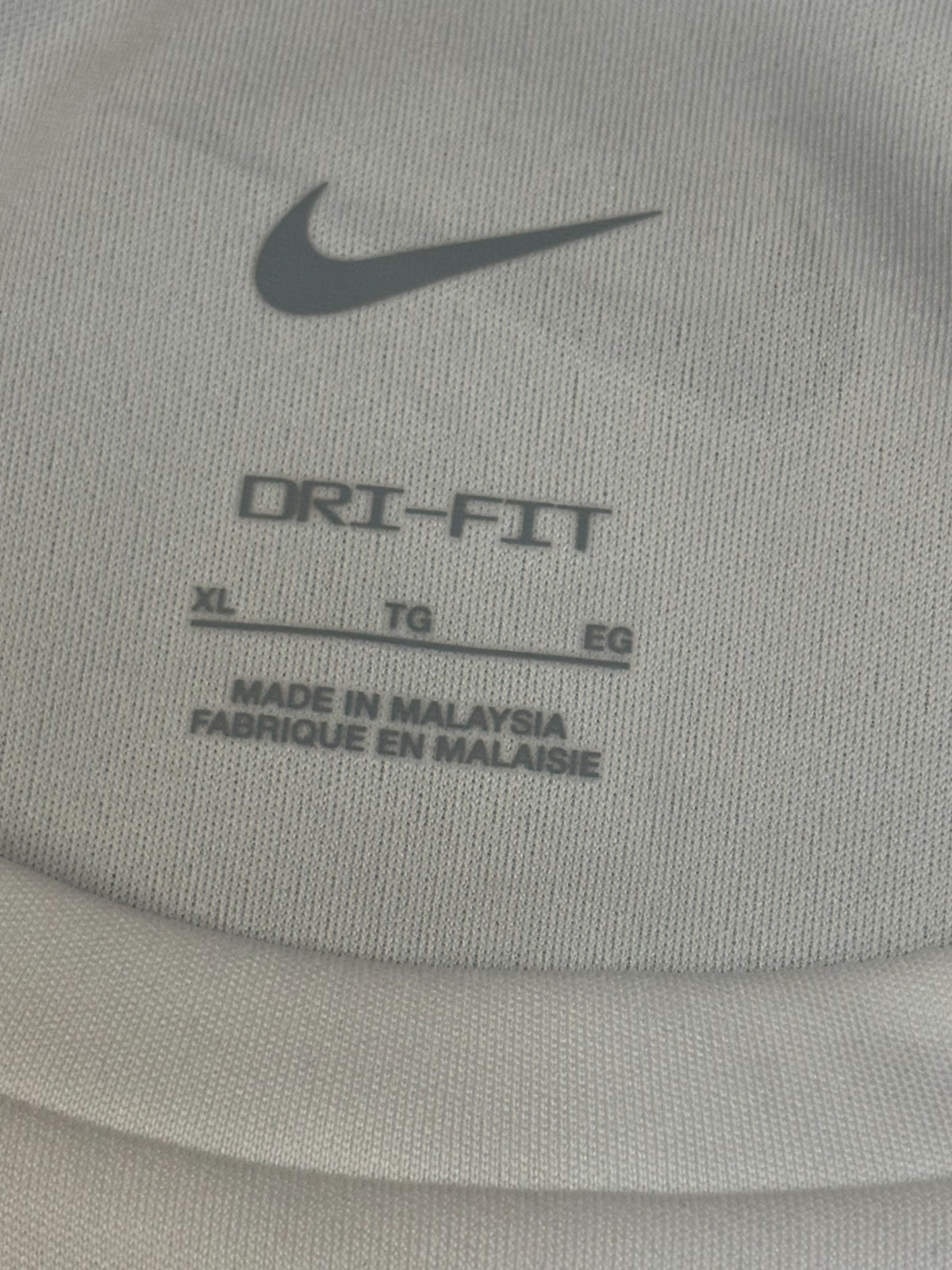 Nike White Dri Fit Swim Tee Shirt Hydroguard - Men's Size XL - UPF 40+ IQ7739-10 gallery