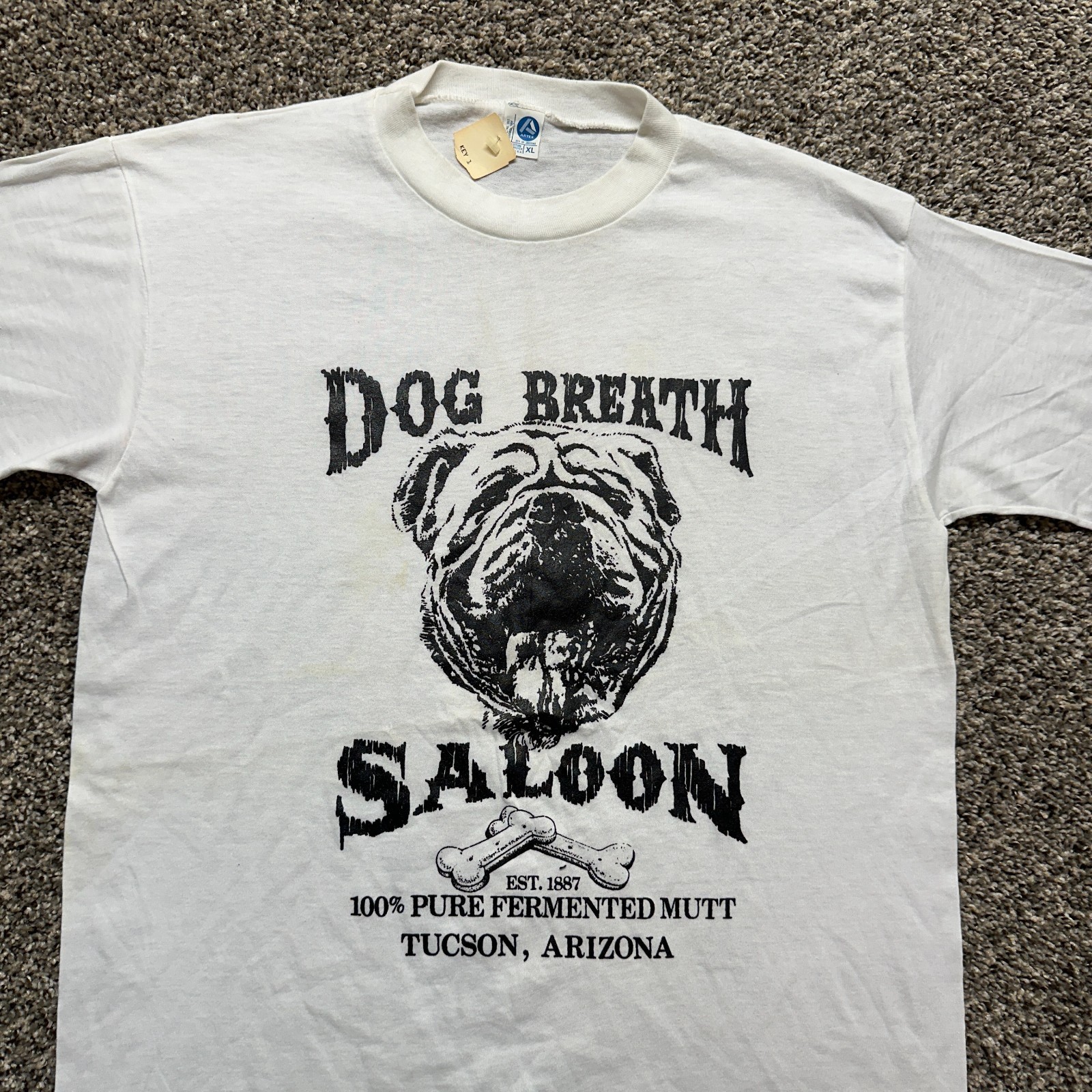 Vintage Saloon T-shirt Size XL White 80s Artex Arizona Bar Souvenir - Pre-owned gallery