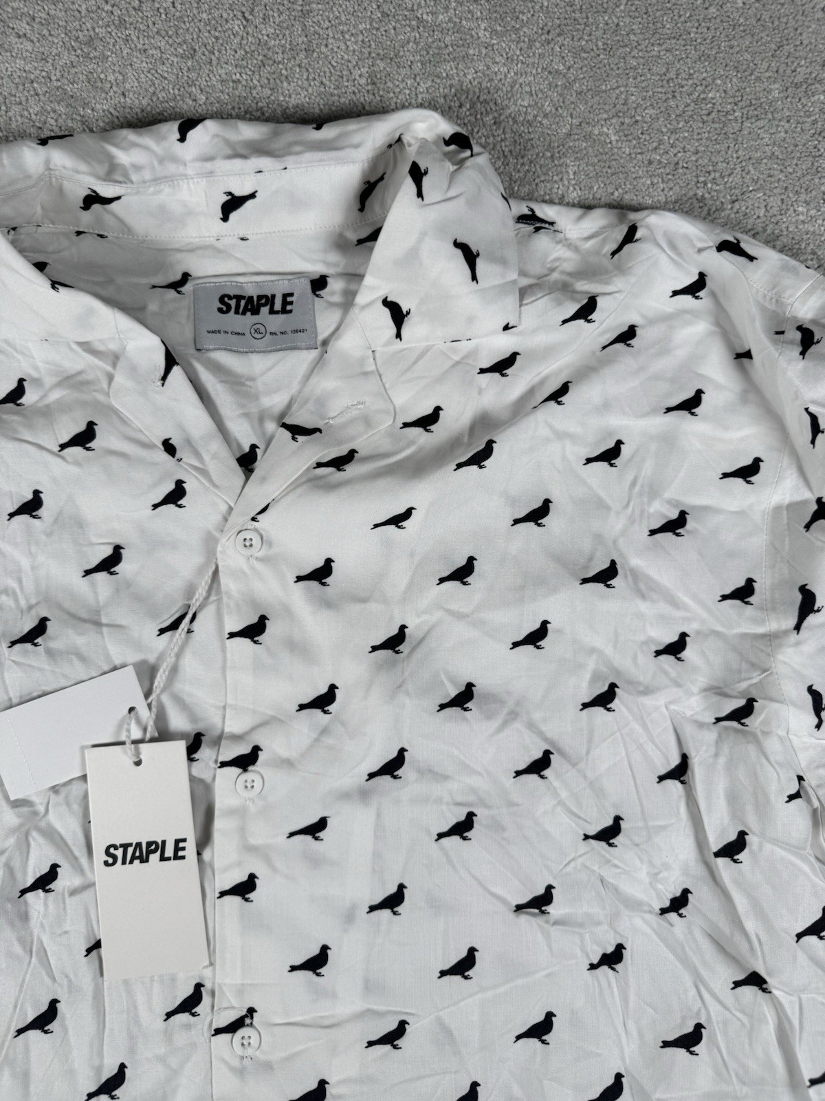 New Staple Pigeon Shirt Men XL All Over Print Bird Button Up Streetwear Rayon gallery