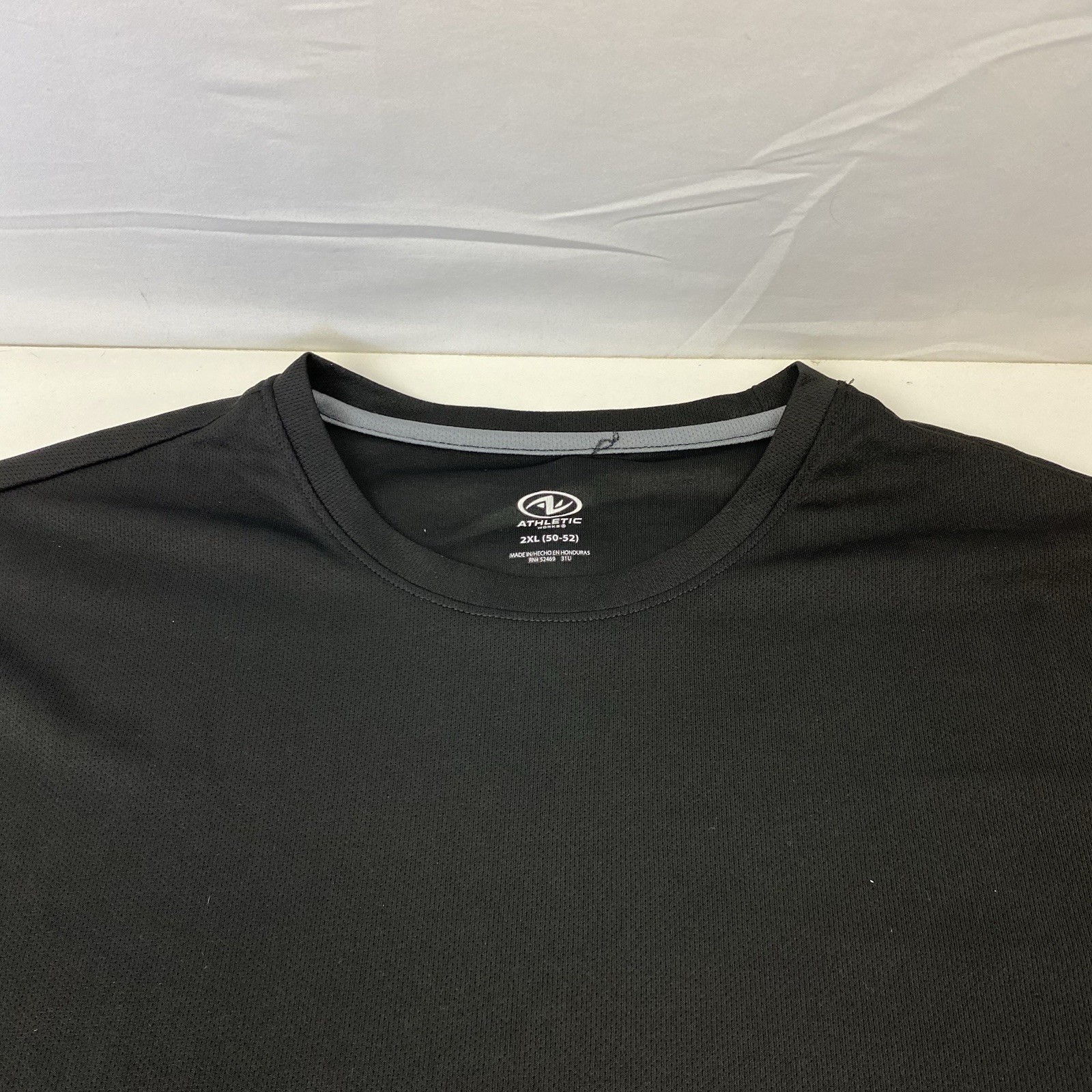 Athletic Works DriWorks Men’s 2XL Solid Black Crew Neck Short Sleeve T Shirt gallery