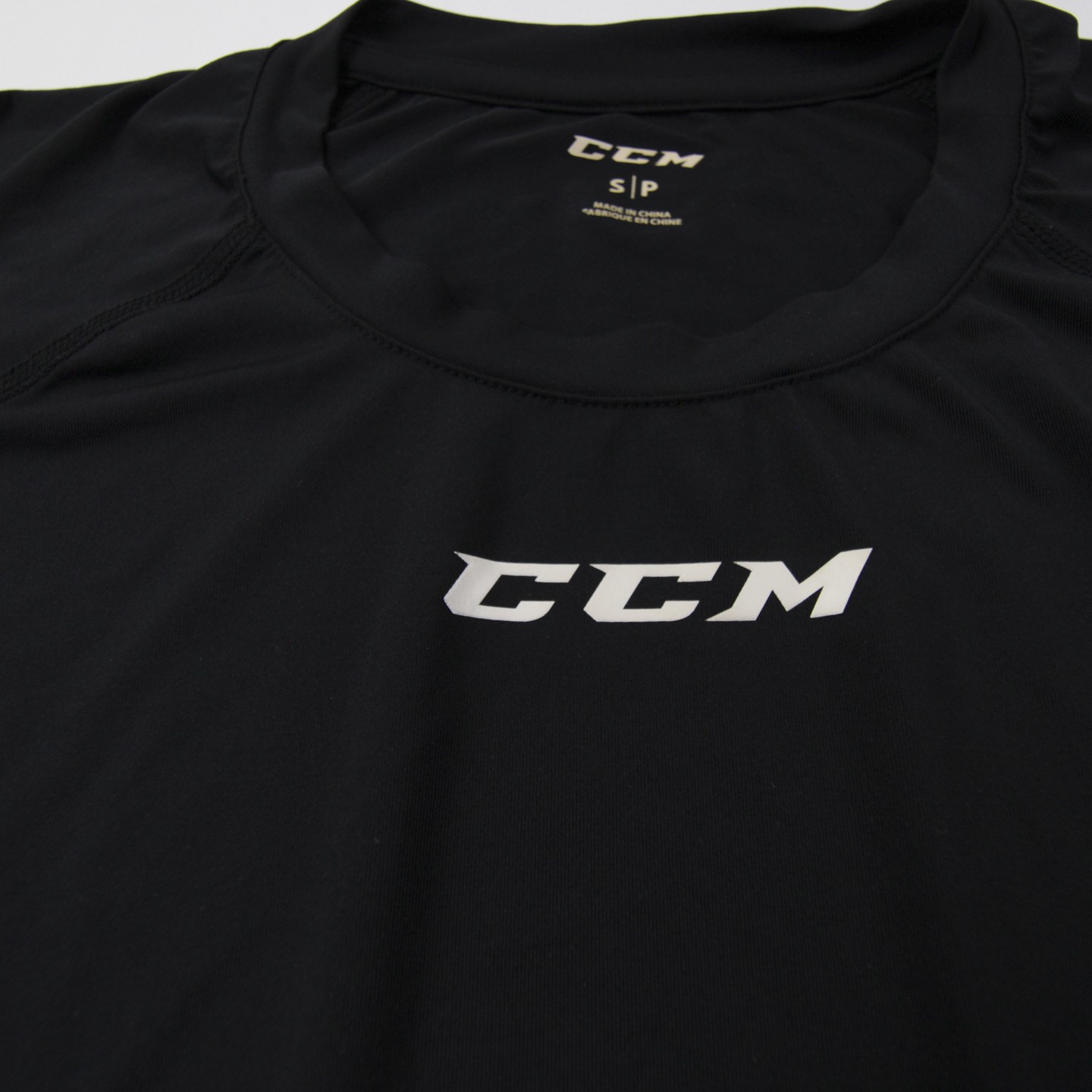 CCM Long Sleeve Shirt Men's Black Used S gallery