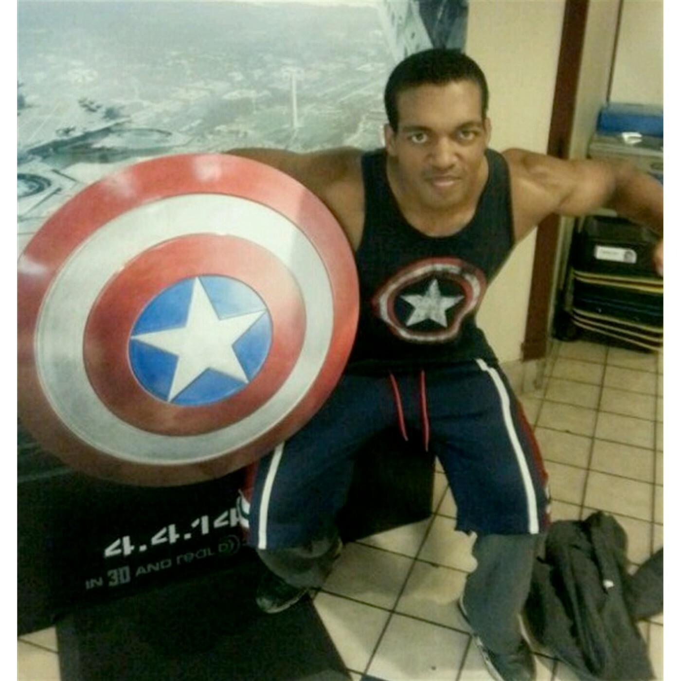 Captain America Distressed Navy Blue Tank Top Blue gallery
